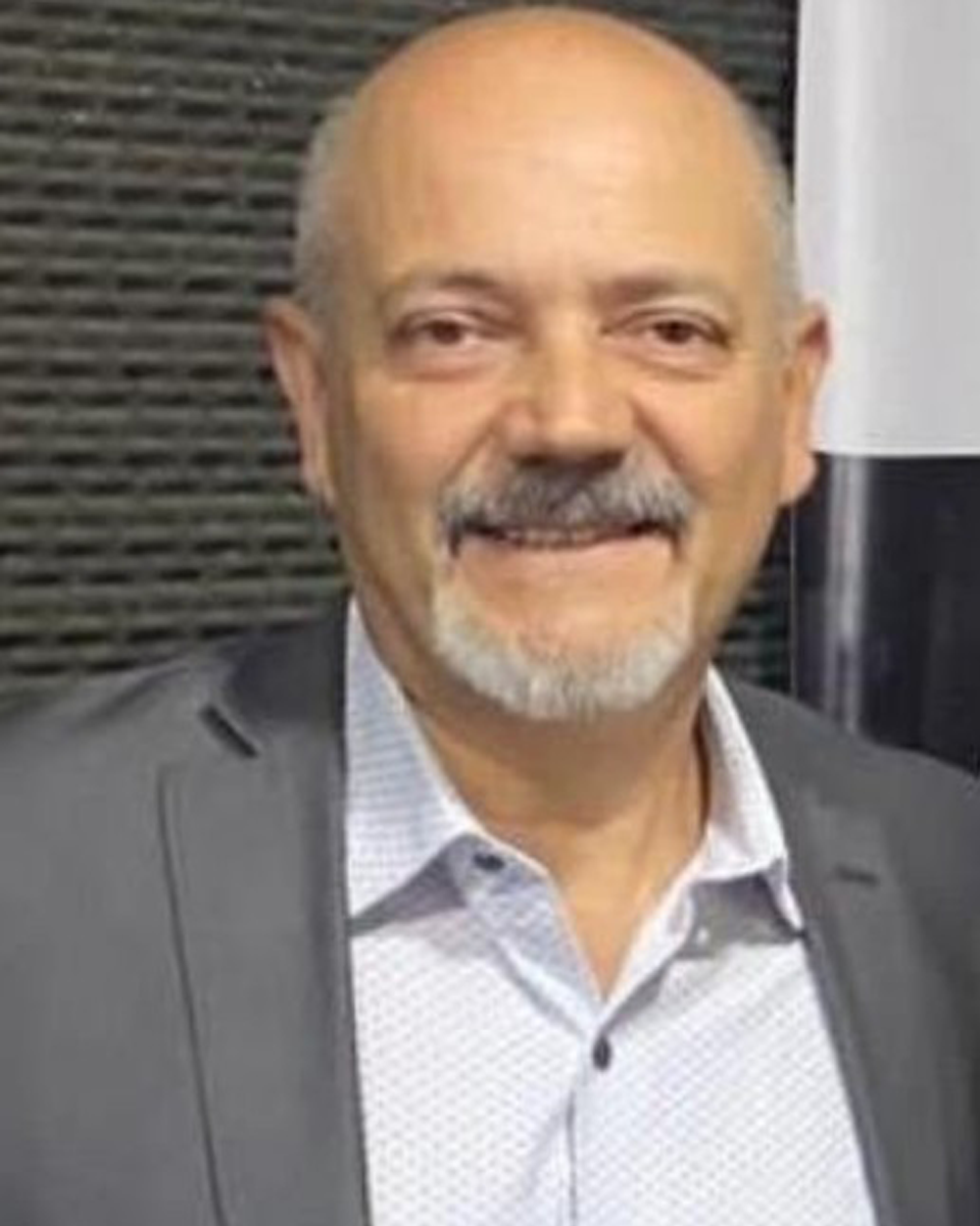 Mg. José Luis González
